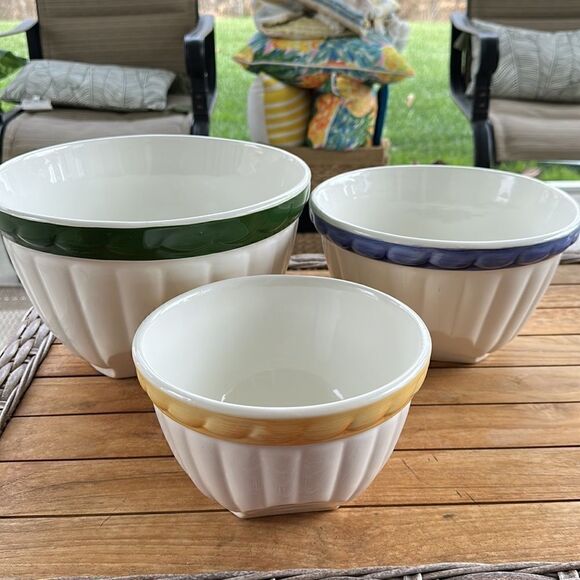 Certified Int. Corporation Italian Stoneware Bowl Set (3) - Picture 1 of 7